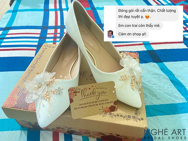 Hay là... mình cưới nhau đi em?