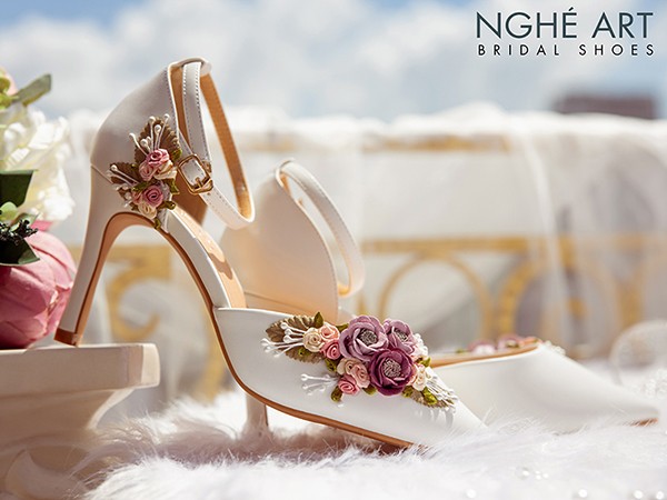 Quy trình làm giày cưới handmade ở Nghé Art Bridal Shoes
