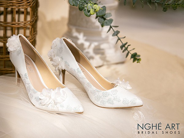 Giày cưới ren handmade - Top 5 mẫu giày nổi bật dành cho cô dâu