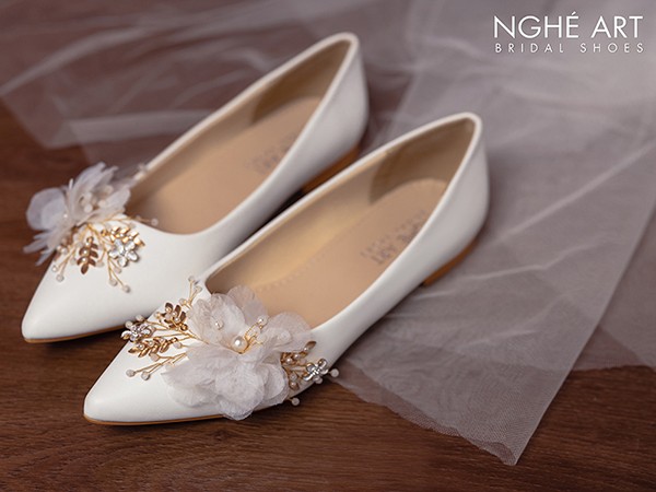Nguyên Tắc Thiết Kế Giày Cưới của Nghé Art Bridal Shoes: Điểm Nhấn Cho Những Bước Đi Lãng Mạn