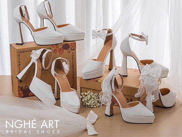 Giày Cao Gót Nữ 13 Phân: Bước Đi Tự Tin, Tôn Dáng Kiêu Sa