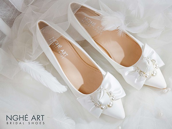 Giày Cưới Đế Thấp – Nơi Tỏa Sáng Phong Cách Và Tình Yêu