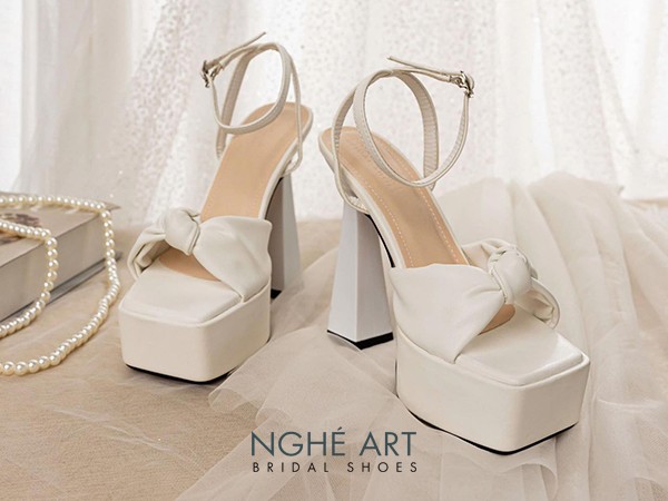 Giày Cưới Không Đau Chân – Bí Quyết Cho Ngày Trọng Đại