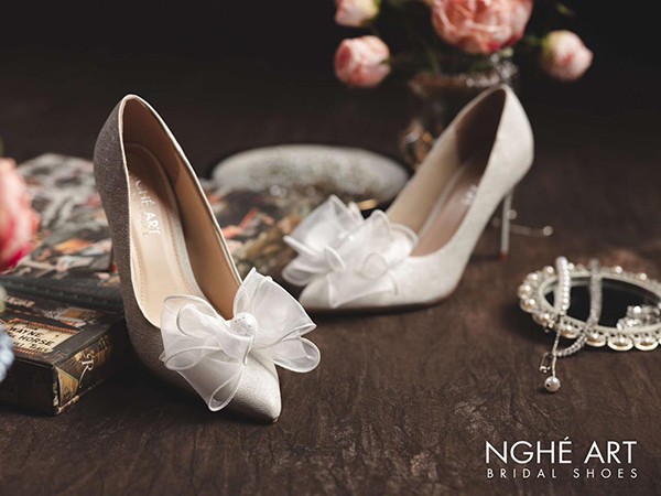 Thời điểm nào phù hợp để chọn giày cưới?