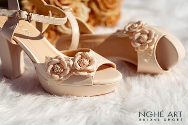 Giày cưới Nghé Art cao gót đính hoa lụa 283 - Nude