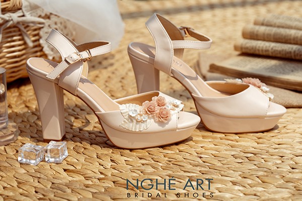 Giày cưới Nghé Art hoa voan đính nhánh hoa kim loại 284 - Nude