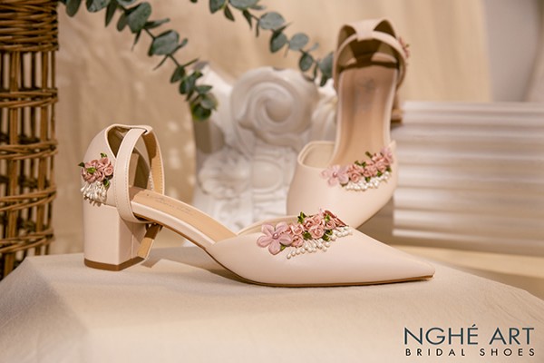 Giày cưới Nghé Art gót vuông màu kem 282 - Nude