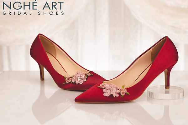 Giày cưới Nghé Art lụa đỏ hoa hồng 309 - Đỏ - 8.5 phân