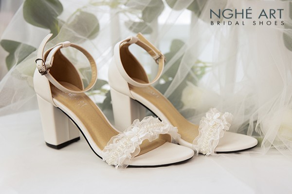 Giày cưới Nghé Art sandal gót vuông 396 - Trắng - 5 phân