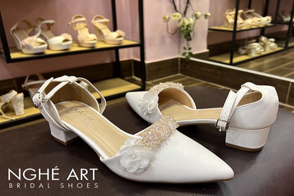 Giày cưới Nghé Art cao gót quai đính pha lê 365 - Trắng - 4 phân