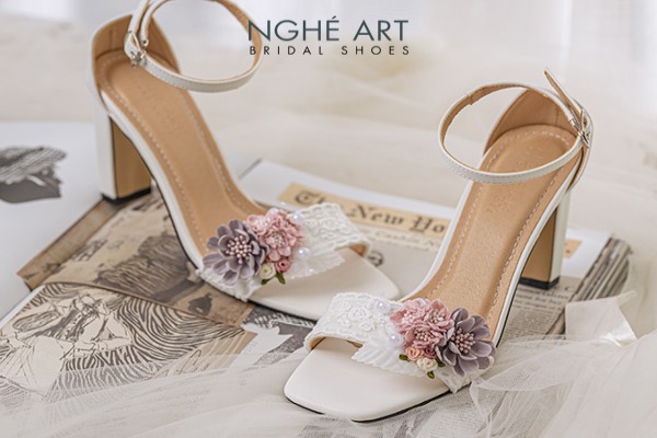 Giày cưới Nghé Art cao gót hoa hồng đỏ 300 - Trắng - 9 phân - Tím