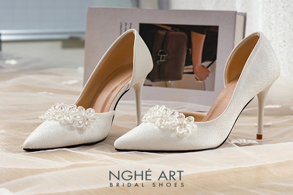 Giày cưới Nghé Art dáng hở eo kết pha lê 445-442 - Trắng - 7 phân