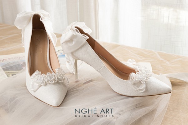 Giày cưới Nghé Art pha lê gót nơ 496-377 - Trắng - 10 phân