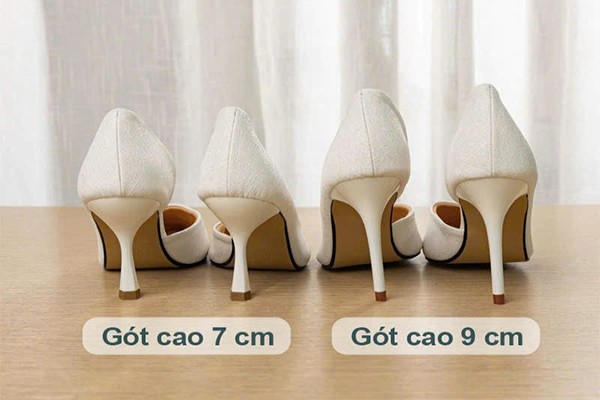 Giày cưới Nghé Art hở eo hoa pha lê 447 - Trắng - 7 phân
