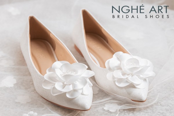 Giày cưới Nghé Art form bệt hoa lụa 518-194nhu - Trắng - Búp Bê