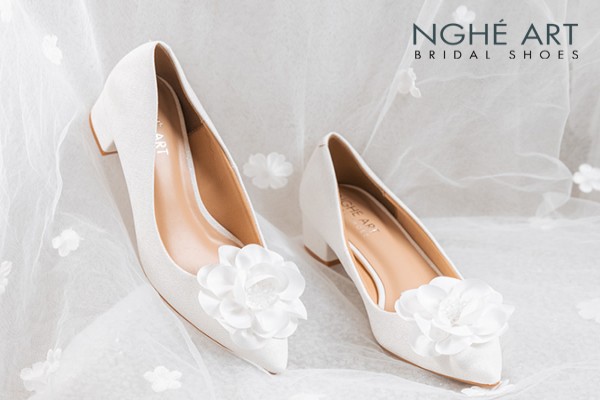 Giày cưới Nghé Art gót vuông hoa lụa 518-274nhu - Trắng - 4 phân