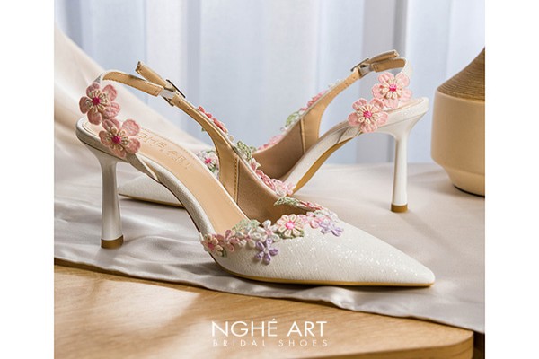 Giày cưới Nghé Art form slingback đính hoa vintage 548-535-NHU-TRANG - Trắng - 7 phân