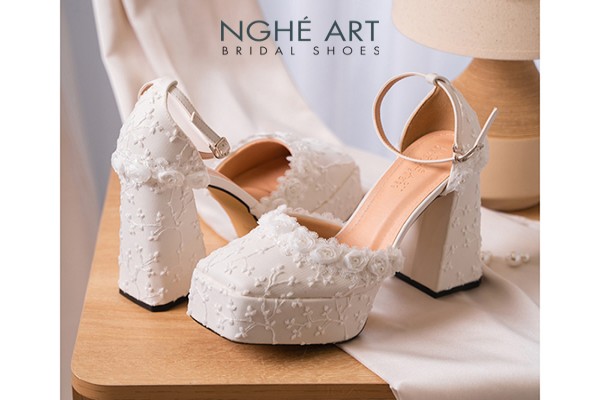 Giày cưới Nghé Art cao gót form Mary Jane ren hoa hồng 541-470-13p-da-trang - Trắng - 13 phân
