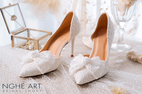 Giày cưới Nghé Art ren thủ công đính nơ 513-442-NHU-TRANG - Trắng - 7 phân
