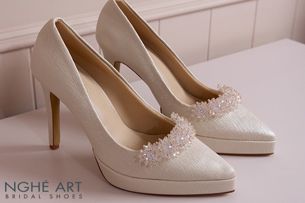 Giày cưới Nghé Art cao gót 12 cm đính hoa pha lê 554-VANG-543-12P-NHU-VANG - Vàng champage - 12 phân