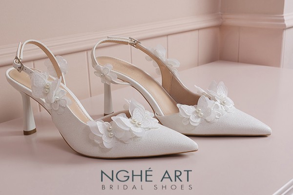 Giày cưới Nghé Art slingback đính cánh hoa hồ điệp trắng 572-535-NHU-TRANG - Trắng - 7 phân