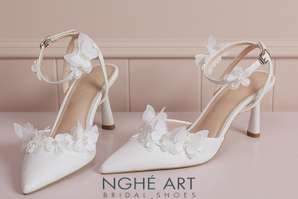 Giày cưới Nghé Art cao gót đính cánh hoa hồ điệp trắng 572-590-9P-NHU-TRANG - Trắng - 9 phân