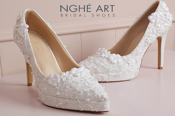 Giày cưới Nghé Art ren kim sa ngọc trai hoa trắng 583-543-12P-NHU-TRANG - Trắng - 12 phân