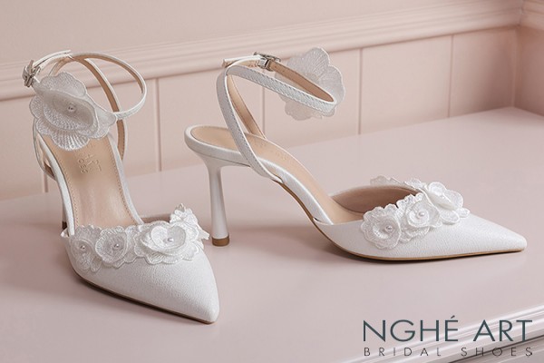 Giày cưới Nghé Art cao gót quai chéo đính hoa 601-590-9P-NHU-TRANG - Trắng - 9 phân