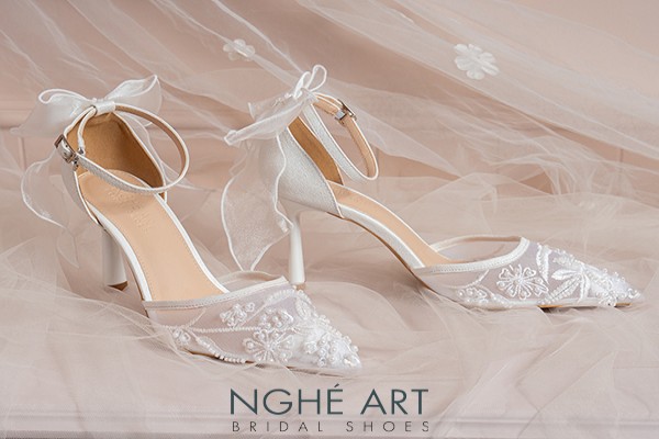 Giày cưới Nghé Art ren lưới thêu gót nơ 607-556-9P-LUOI-TRANG - Trắng - 9 phân